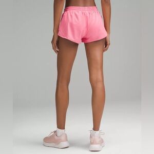 NWT Lululemon Hotty Hot Low-Rise Lined Short 2.5" Sakura Pink Size 10